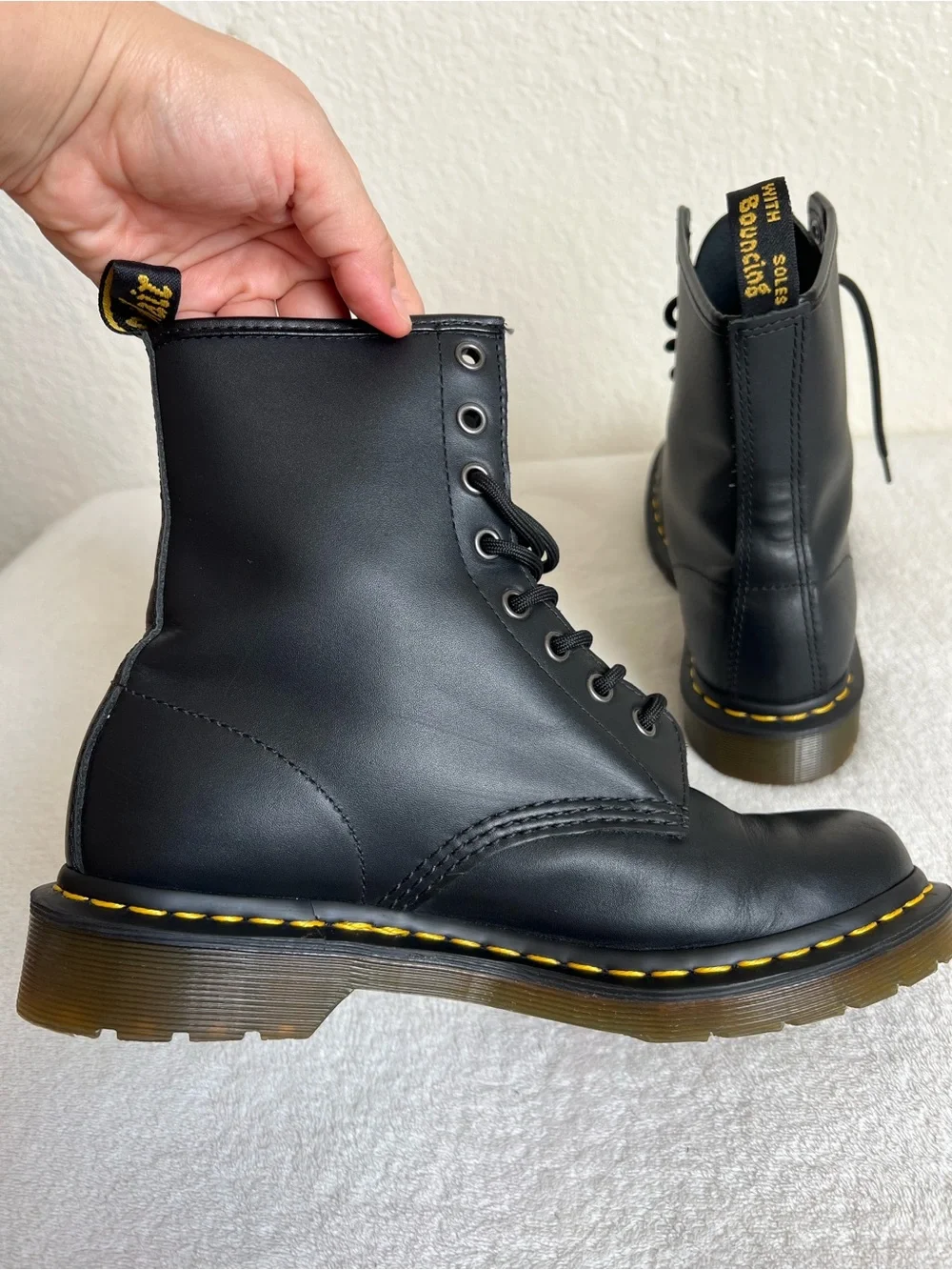 Dr. Martens selling classic